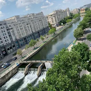 Old Town River View 123 דירה בוקרשט